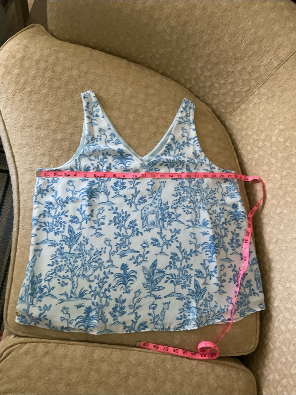 Lilly Pulitzer Sleeveless V-Neck Blue & White Floral Print Tank Top XL - Picture 5 of 9